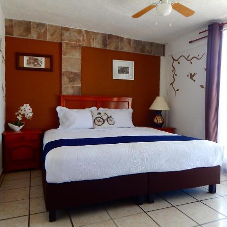 Hotel Casona De Las Aves กัวนาฮัวโต ภายนอก รูปภาพ