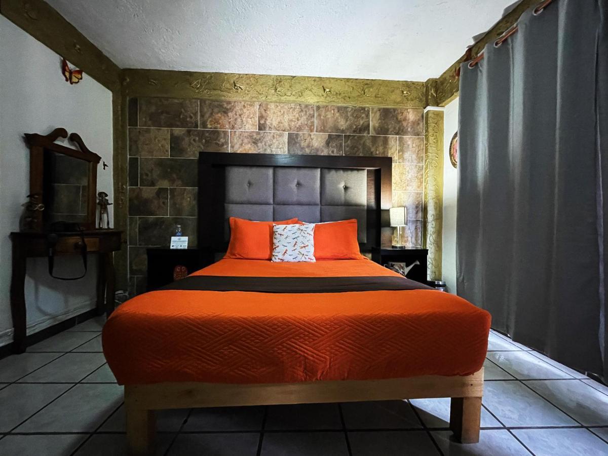 Hotel Casona De Las Aves กัวนาฮัวโต ภายนอก รูปภาพ
