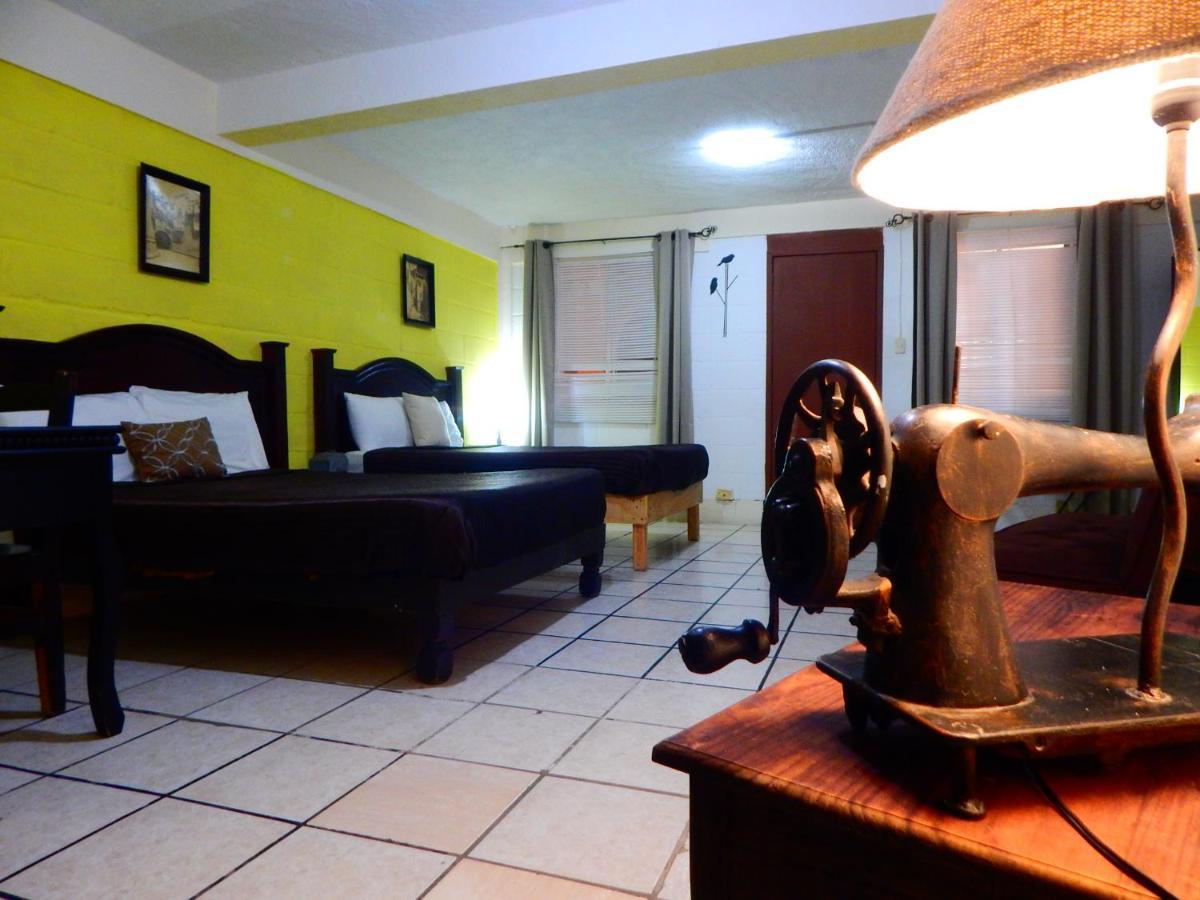 Hotel Casona De Las Aves กัวนาฮัวโต ภายนอก รูปภาพ
