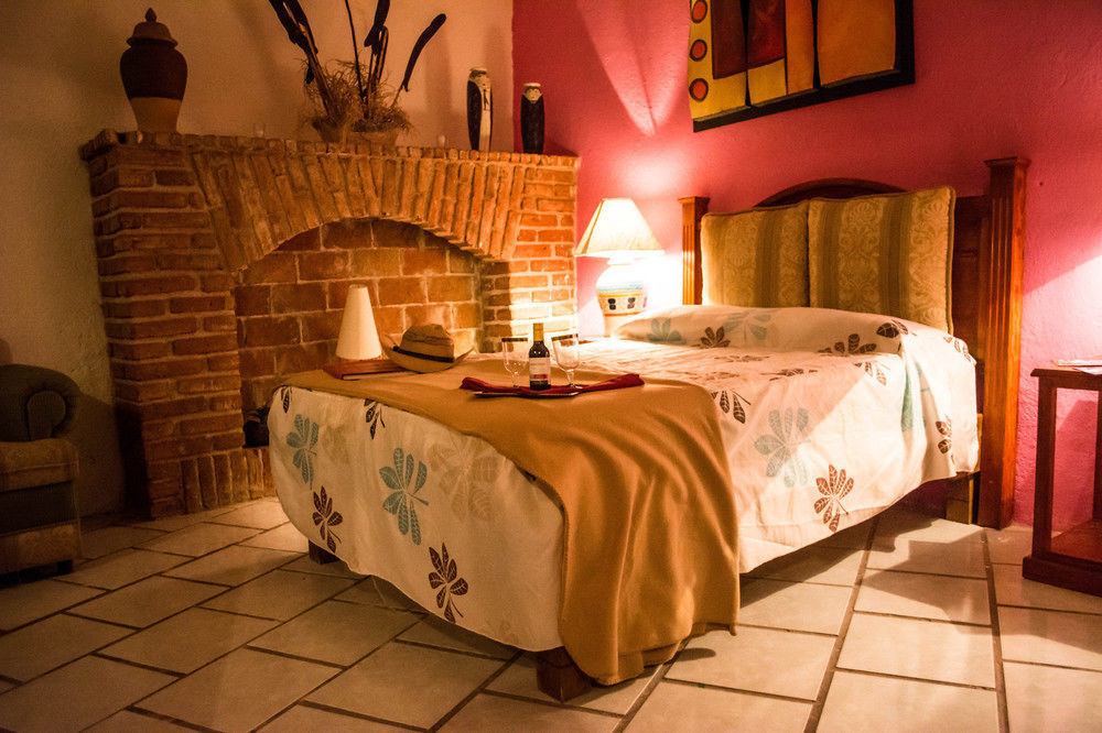 Hotel Casona De Las Aves กัวนาฮัวโต ภายนอก รูปภาพ