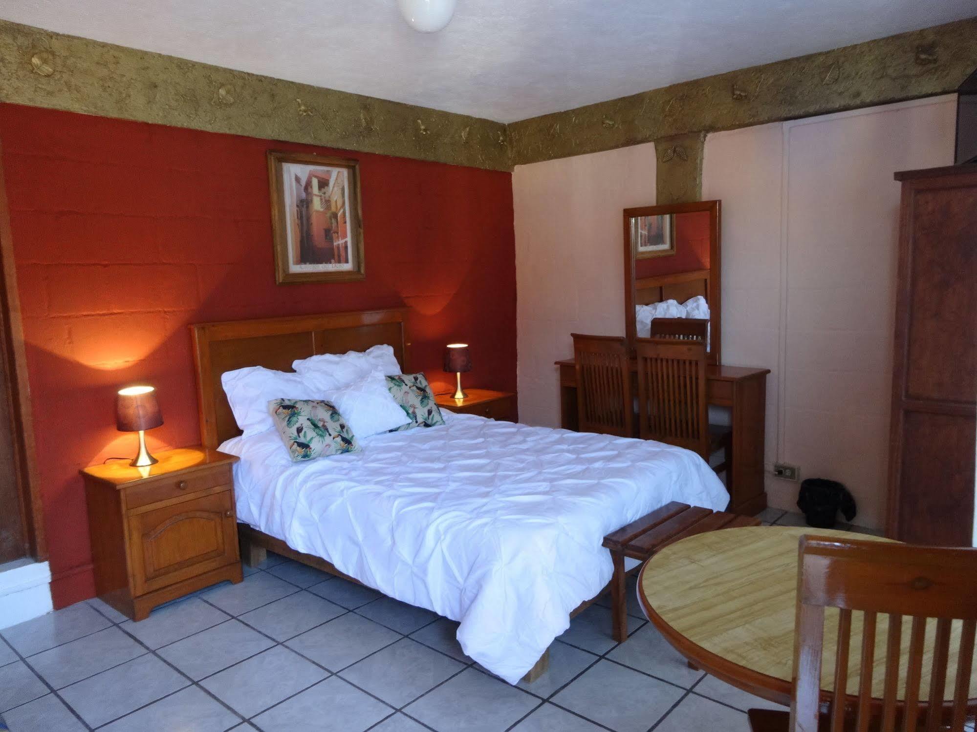 Hotel Casona De Las Aves กัวนาฮัวโต ภายนอก รูปภาพ