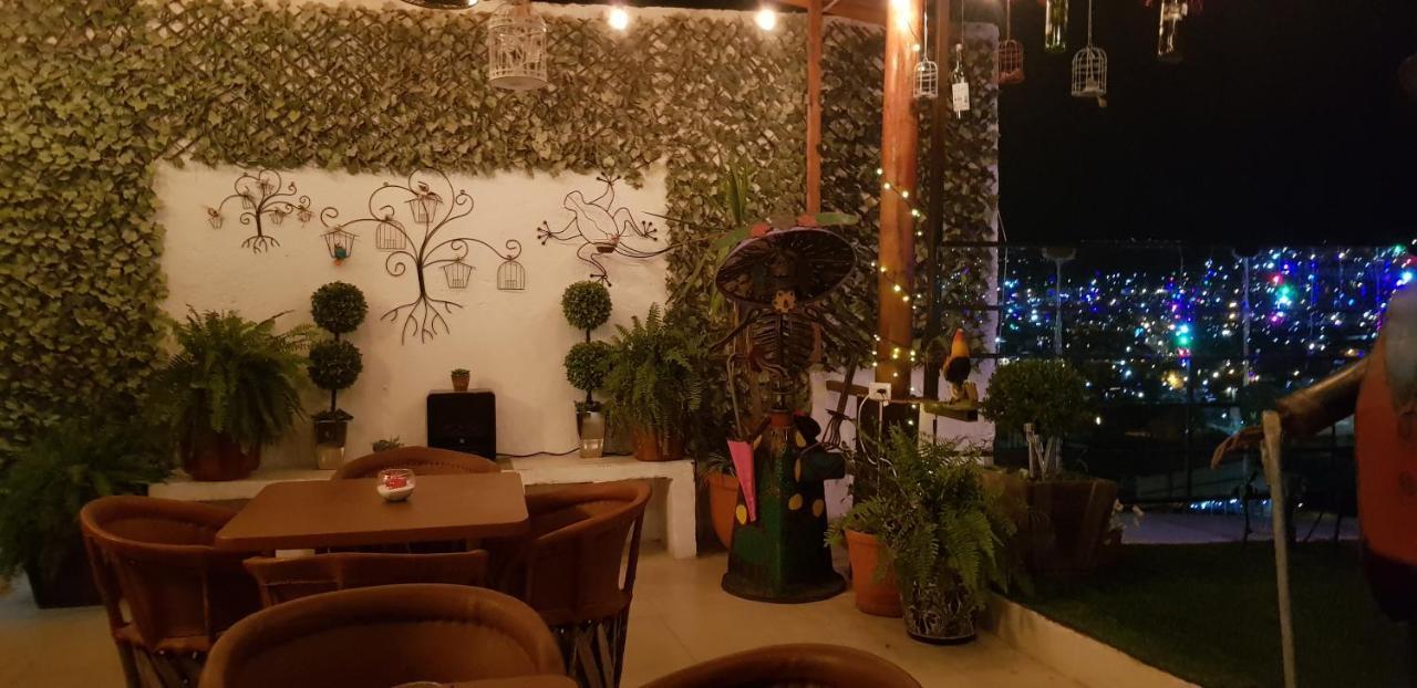 Hotel Casona De Las Aves กัวนาฮัวโต ภายนอก รูปภาพ